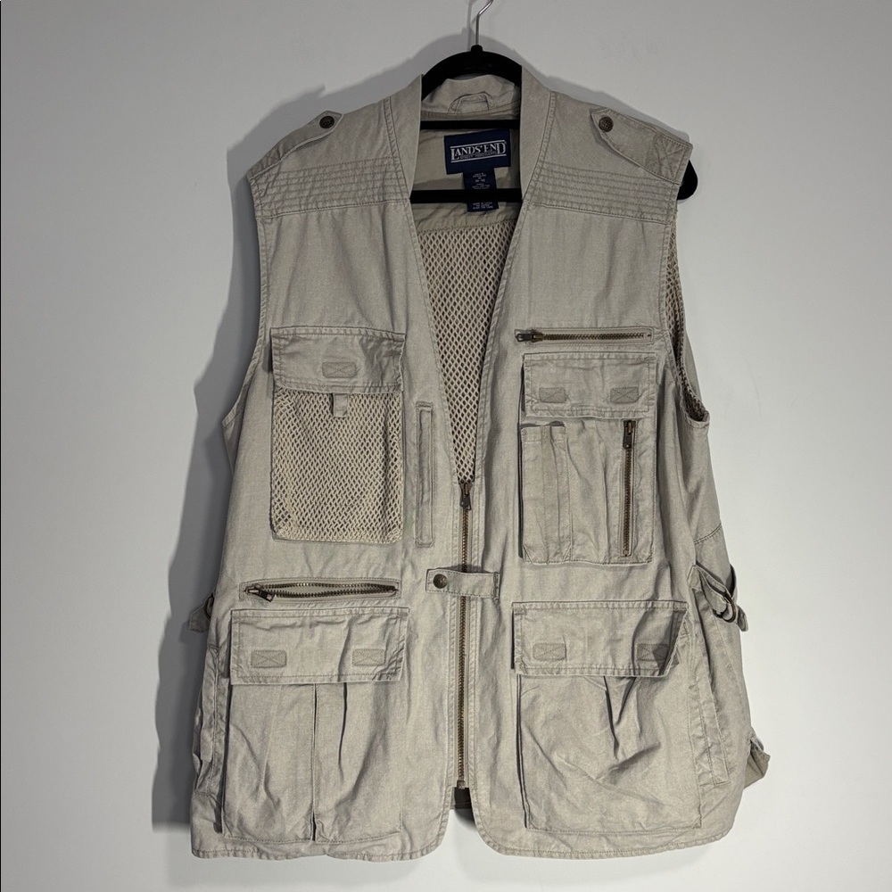 Lands End Tactical Fishing Hiking Vest Mens Size 38-40 Colour Beige